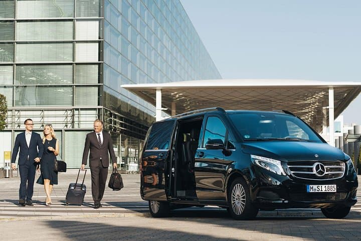Privater Abholservice vom Paris zu den Flughäfen CDG oder ORLY — Foto 2