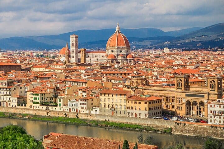 Von Mailand: Entdecken Sie Florenz und Pisa bei einer Ganztagestour — Foto 4