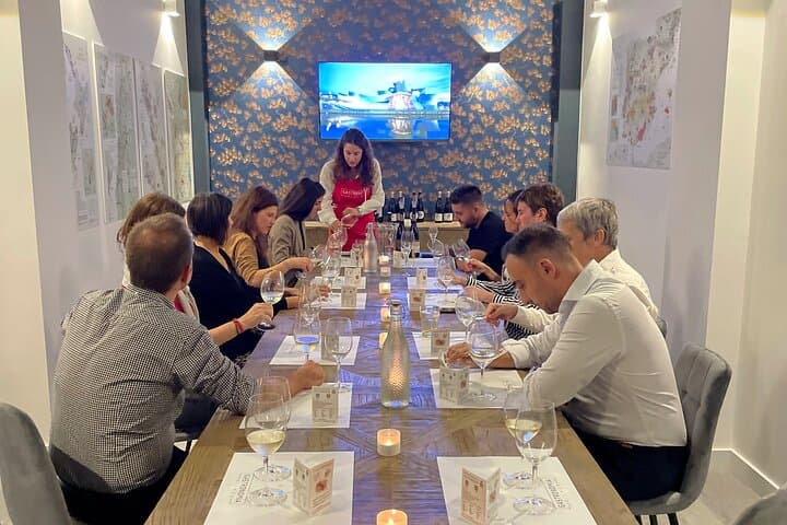 Rioja & Txakoli Weinverkostung in Bilbao — Foto 3