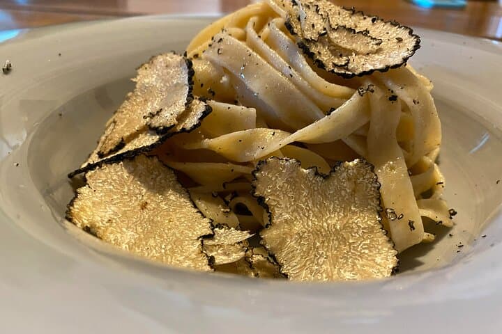 Caza de Trufas con Almuerzo y Cata de Chianti desde Pisa — foto 3