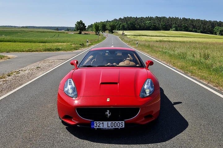Ferrari Supersport Erlebnisfahrt in Nürnberg