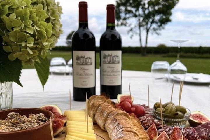 Ganztägige Tour durch Saint Emilion mit Mittagessen und Château-Besichtigungen — Foto 2