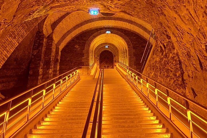 Excursion d'une journée en Champagne : Moet et Chandon &amp; Veuve Clicquot — photo 1