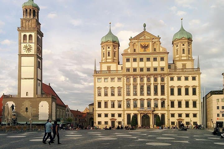 Privater Tagesausflug nach Dachau und Augsburg von München