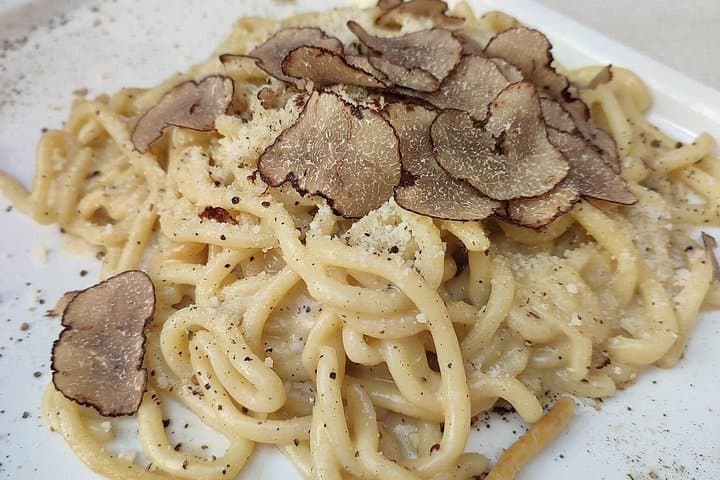 Florenz Food Tour mit Trüffelpasta, Steak & Freifließendem Wein