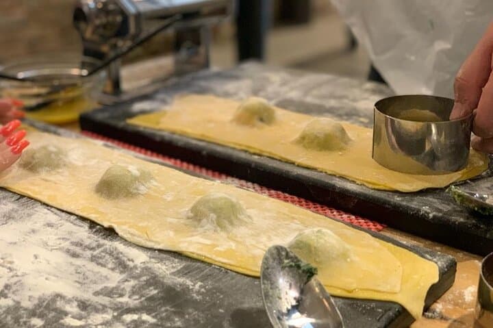 Bologna: Pasta- und Tiramisu-Kochkurs in kleiner Gruppe mit Wein — Foto 4