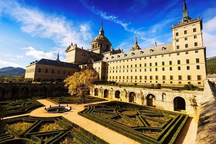 Private VIP-Besuch des El Escorial Palastes, Klosters, der Villa & des Gartens