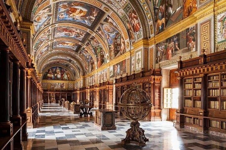 Private VIP-Besuch des El Escorial Palastes, Klosters, der Villa & des Gartens — Foto 4