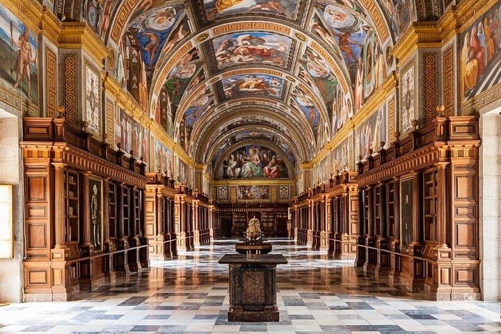 Private VIP-Besuch des El Escorial Palastes, Klosters, der Villa & des Gartens — Foto 5