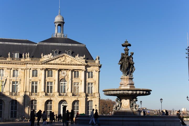 Bordeaux Historische Gourmet-Wanderung und Médoc-Tour — Foto 4