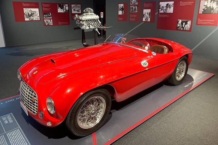Ganztägige Tour Ferrari Museum, Pagani und Ducati Museen und Fabriken — Foto 5