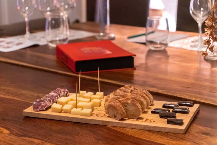 Bordeaux Wein Masterclass: Mischwerkstatt mit Appetithäppchen — Foto 3