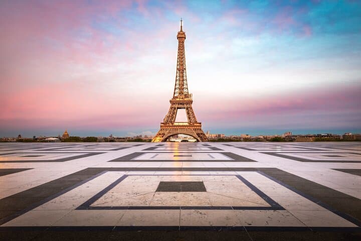 Accesso alla Sommità della Torre Eiffel, Parigi — foto 1