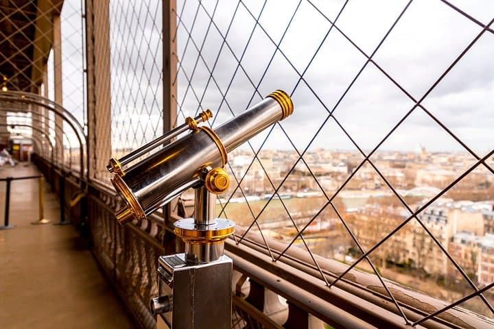 Eiffelturm-Tour mit Aufzug und Seine-Kreuzfahrt