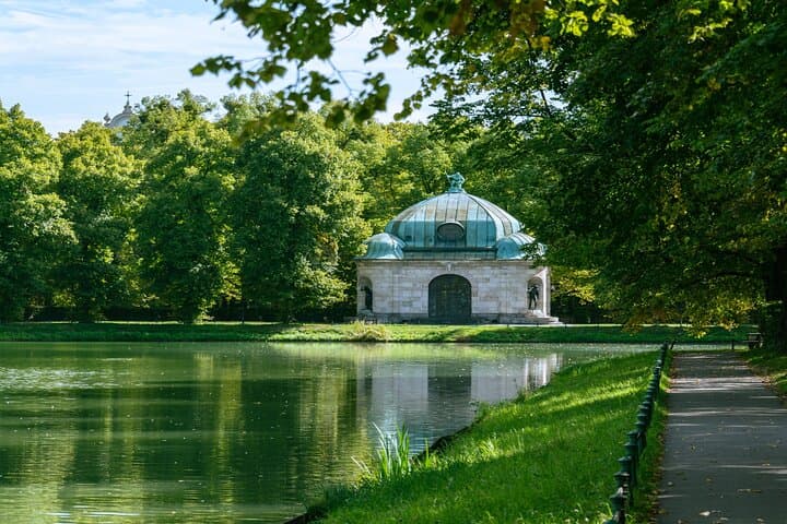 Geführte Tour durch das Schloss Nymphenburg mit Transfers