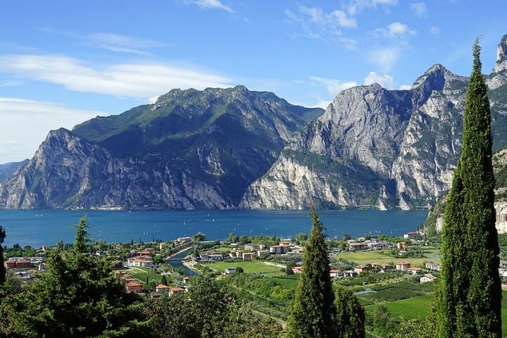 Esperienza Completa del Lago di Garda e Pranzo Locale a Valeggio — foto 3