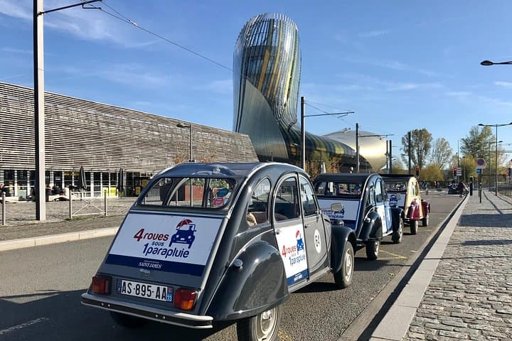 Tour Privato della Città di Bordeaux in una Citroën 2CV - 45min — foto 4