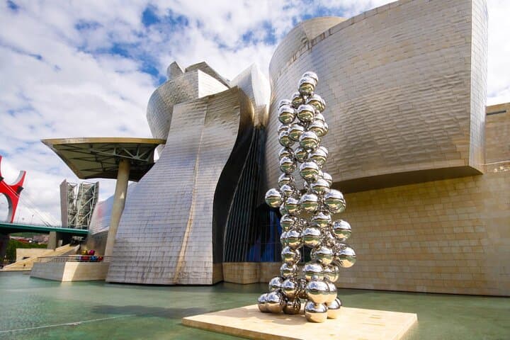 Bilbao Private Walking Tour: Geschichte, Guggenheim, Pintxos Verkostung