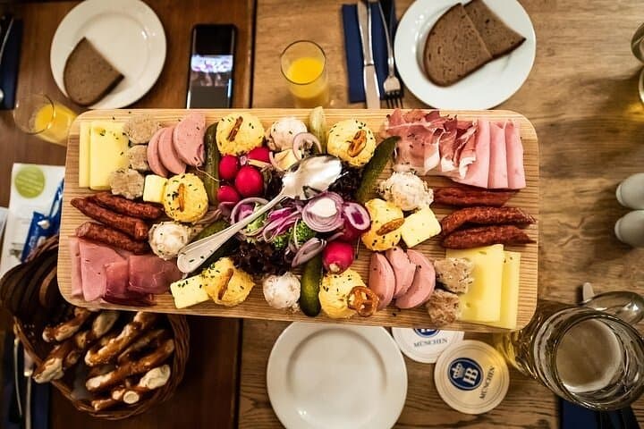 Bayerische Bier- und Abendessen-Tour in München — Foto 4