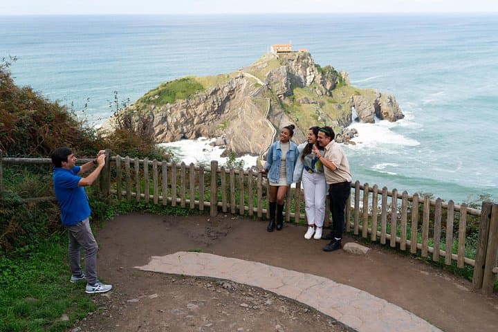 Gaztelugatxe und Guernica von San Sebastian — Foto 3