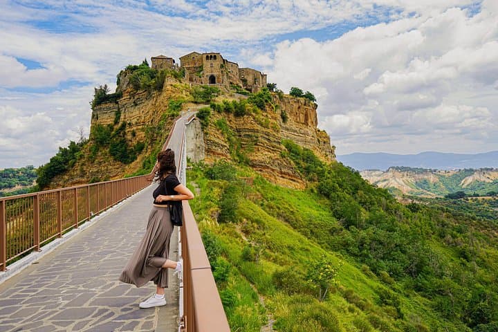 Escursione di un giorno a Bagnoregio e Orvieto da Roma con degustazione di vini e pranzo