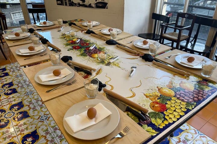 Praktischer Workshop zur Pasta-Herstellung und traditionellen Tiramisu — Foto 4