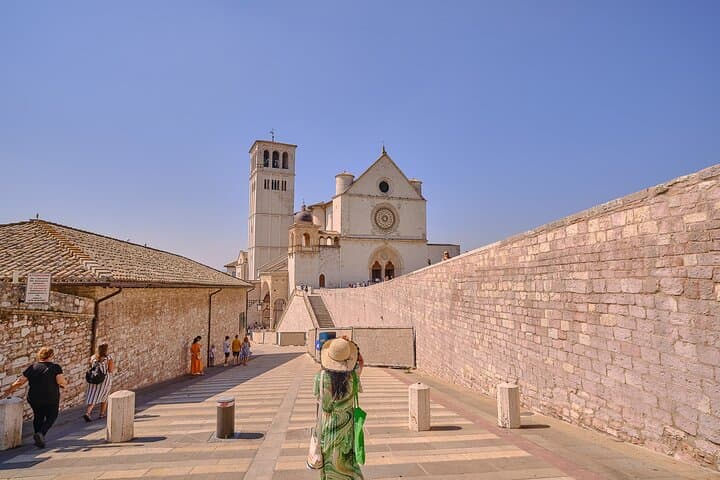 Escursione di un giorno ad Assisi e Perugia da Firenze con la Basilica di San Francesco
