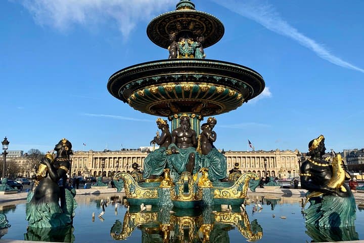Visite Privée d'une Journée Complète à Paris : 7 Sites Iconiques en Mercedes — photo 2