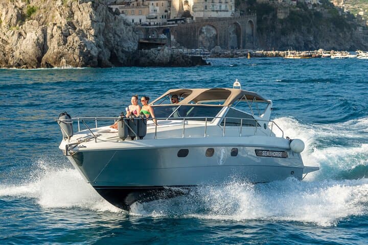 Amalfi & Positano Bootstour: 4 Stunden Höhlen, Strände & Schnorcheln — Foto 3