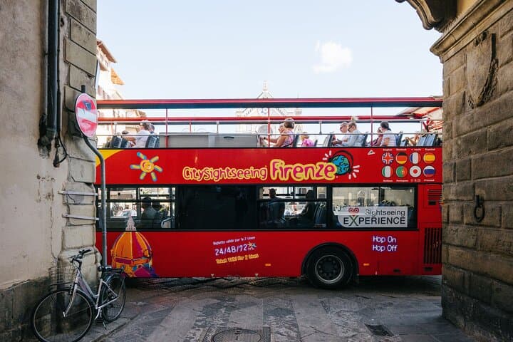 Tour in autobus a due piani City Sightseeing Firenze con fermate libere