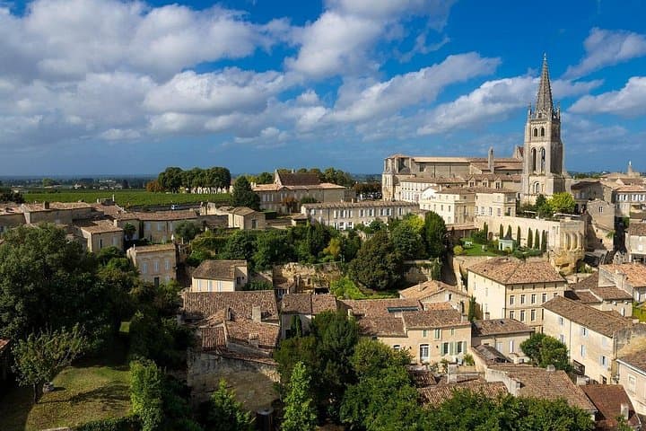 Halbtägige Tour in Pomerol und Saint Emilion in einem klassischen Auto
