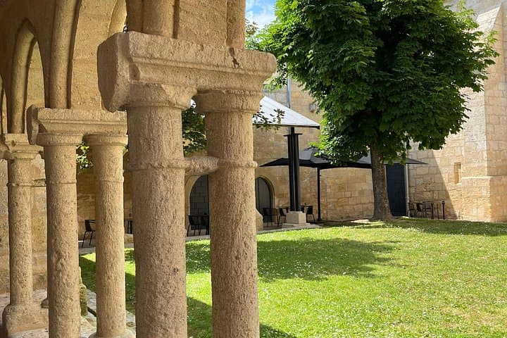 Halbtägige Tour in Pomerol und Saint Emilion in einem klassischen Auto — Foto 3