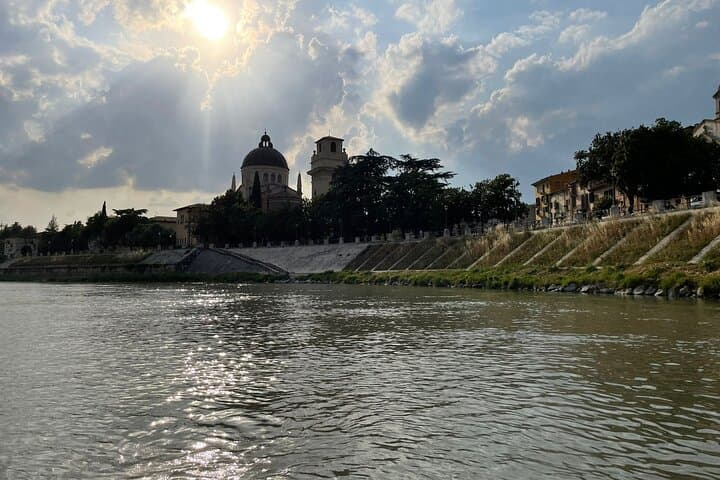 Soft-rafting al tramonto e aperitivo in Piazza Erbe — foto 5