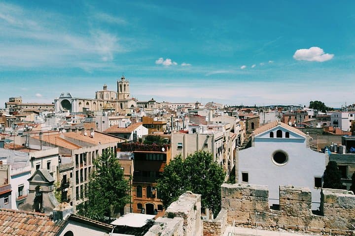 Privater Transfer von Valencia nach Barcelona mit Halt in Tarragona — Foto 3