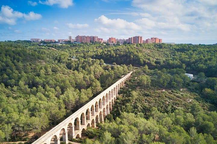 Privater Transfer von Valencia nach Barcelona mit Halt in Tarragona — Foto 4