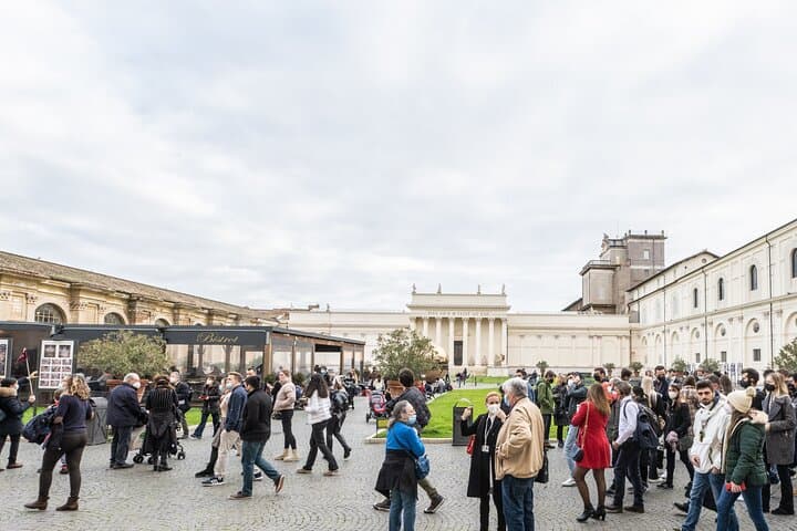 Tour Guidato dei Musei Vaticani, Cappella Sistina e Basilica di San Pietro — foto 4