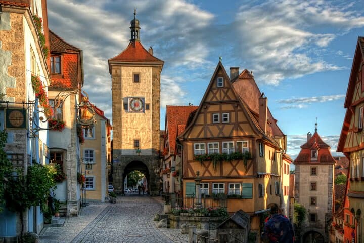 Biglietto per il pullman della Romantic Road da Francoforte a Rothenburg - solo andata