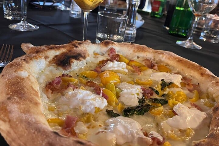 Pompei e Ercolano in Treno da Roma con Pranzo a Base di Pizza — foto 5