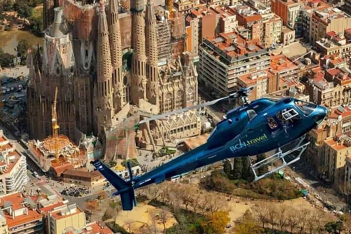 Visite officielle en hélicoptère de Barcelone — photo 2
