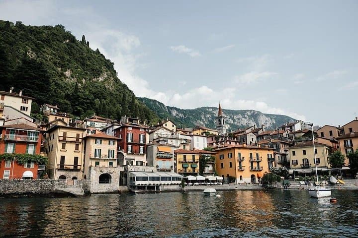 Vehículo privado a Como y Bellagio desde Milán con paseo en barco — foto 4