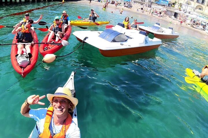 Tour in kayak e snorkeling alla Grotta di Pandora sulla Costiera Amalfitana — foto 4