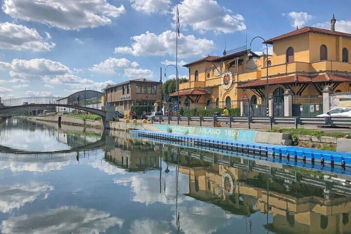 Tour in barca al tramonto sui Navigli di Milano — foto 4