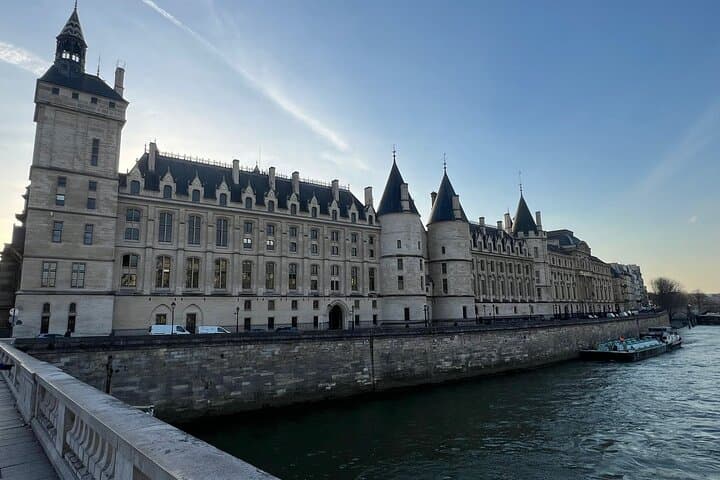 Pass Golden di Parigi da 2 e 4 Giorni con Battello Hop-On Hop-Off sul Fiume Senna — foto 5