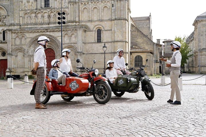 Burdeos en 3 horas con degustaciones, en un sidecar privado