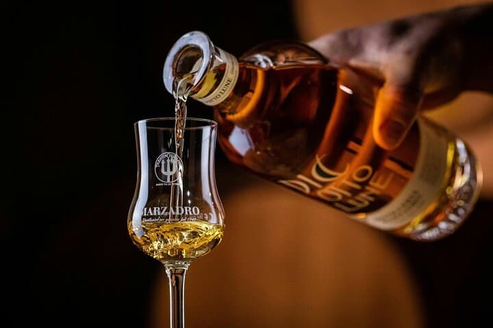 Tour del Lago Molveno e Distilleria di Grappa con Degustazioni — foto 5