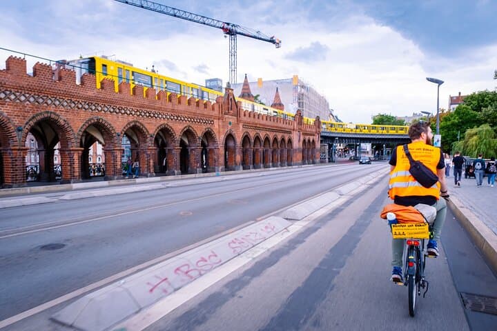 Tour in Bicicletta Alternativo di Berlino - Fuori dai Percorsi Battuti — foto 2