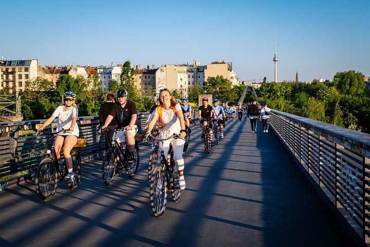 Tour in bicicletta del Muro di Berlino e della Guerra Fredda — foto 4