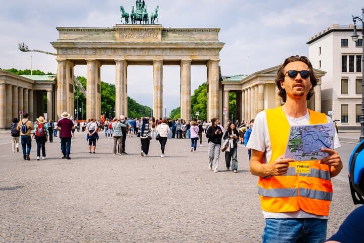 Visite guidée à vélo des points forts de Berlin 3,5h en petits groupes — photo 3