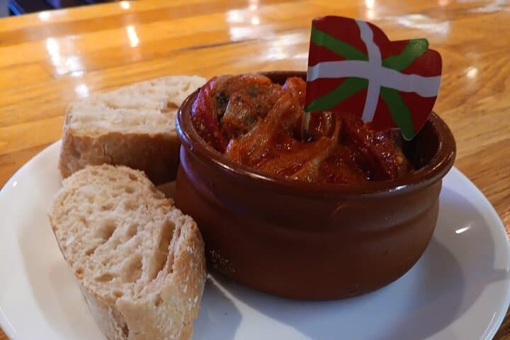 Bilbao Food Tour: Pintxos, Drinks, and Tapas — photo 2