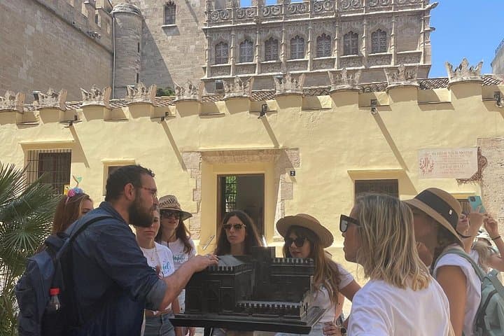 Valence : Chasse au trésor guidée et jeu d'évasion en plein air — photo 5